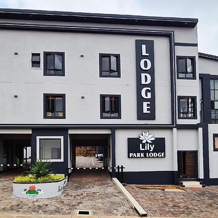 Lilypark Lodge Rustenburg Ngoại thất bức ảnh