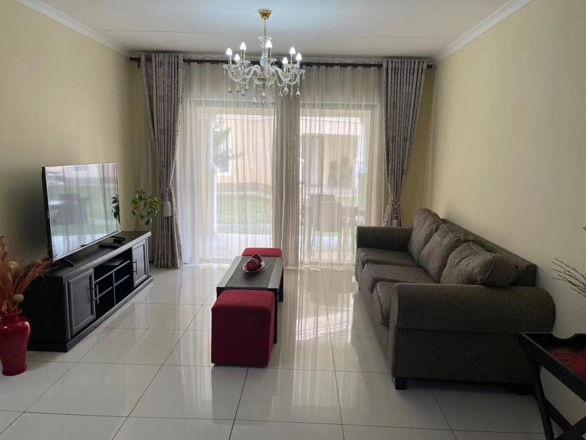 Lilypark Lodge Rustenburg Ngoại thất bức ảnh