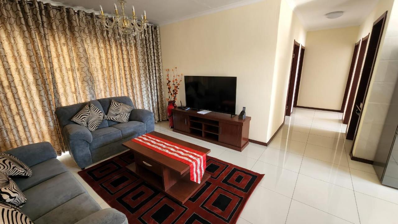 Lilypark Lodge Rustenburg Ngoại thất bức ảnh